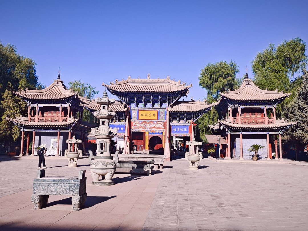 景区对联认不全?不是你没文化:四堵墙+三步读联法,中秋国庆出发前存好