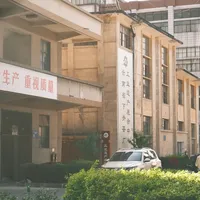 去大理十有八九会错过：下关沱茶老家藏着两个免费馆，还能亲手压一枚非遗沱茶
