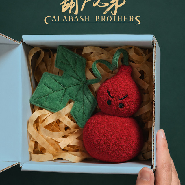 《葫芦兄弟》40岁，重看才发现"七兄弟并肩作战"是假记忆，一个一个救爷爷反而是最优解