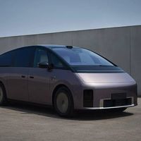理想MEGA史上最大升级！续航710km+4颗激光雷达+后轮转向，50万级家用MPV卷王来了