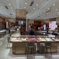 金价新高，金饰暴跌34%金条暴涨28%——大家都在买什么