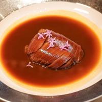 大董今晚办首届"酥不腻"烤鸭美食节：这只人均500的烤鸭，到底值得吃到哪一档