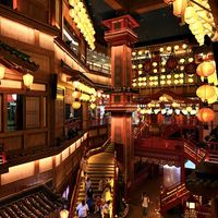 99元和328元的唐风妆造差在哪？国庆前，我把150多条帖子翻完了