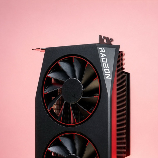 XFX RX 9070XT凤凰涅槃评测：性能不输RTX 5070 Ti，价格低3000元