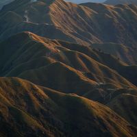 8.28金顶草甸轮休封了、山顶路线照常：武功山这3个月"封闭"不是封山，但三类人的秋天计划真要改