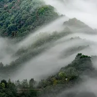 大包吃灰、小包塞不下外套：出伏后第一个一日徒步背包，先算清这三笔账