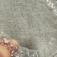 戴着保持器没偷懒，牙还是歪了：翻完上百篇“反弹”亲历帖和各派医生说法，理清佩戴时长、选款和补配的账