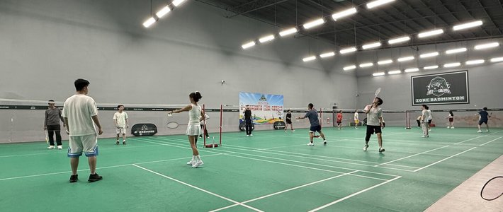 国羽1金2银3铜收官世锦赛，你的秋季旺季要来了：羽毛球三年涨跌、一场球成本、囤不囤球都讲清
