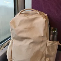 新秀丽背包不能用选行李箱的思路挑：翻完30多条真实晒单，甜区在300-800元，三条路线四个坑