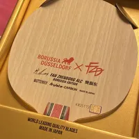 升级球拍的钱，砸底板还是砸胶皮？扒完这波金标测评和评论区争论，我把三档预算的账都算清了