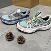 狼爪的强项真不是鞋？秋季徒步季前，我把新款THRU HIKE和骆驼399、伯希和559、Danner 1299摆开对比，窄脚放心冲、宽脚请绕路