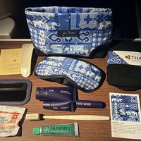 382元无行李额的曼谷机票，先别急着下单：泰航和廉航这笔隐藏账，算完再选国庆跟谁走