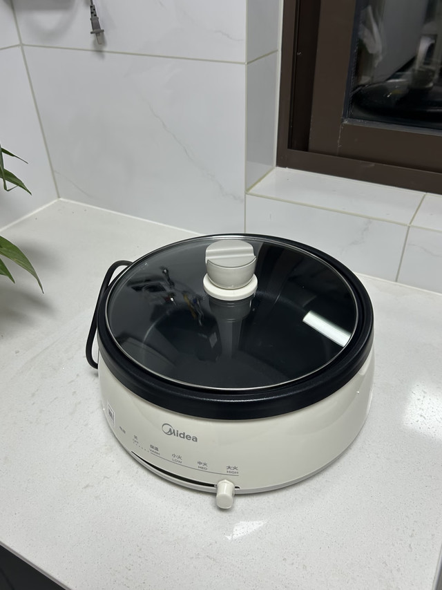 租房捡漏✨一人做饭一口锅搞定｜美的3L分体电火锅