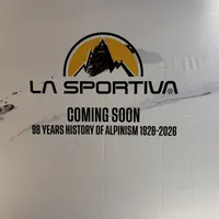 拉思珀蒂瓦全国首家独立店落地上海前滩：试鞋终于不用靠缘分，但去之前先把尺码和价格这两件事搞清楚