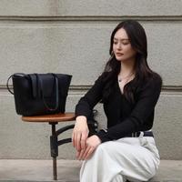 通勤路上都在背的蛋蛋包，职场女性到底怎么选才不出错