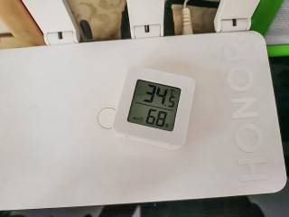 DIY主动散热小风扇，一年2块钱让你的路由器降温