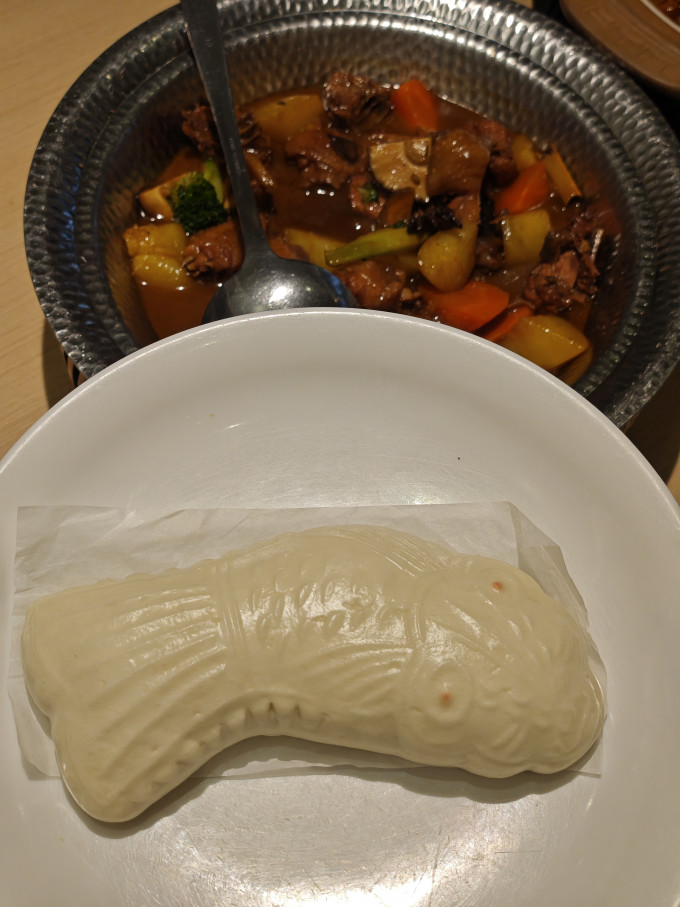 聚会餐饮