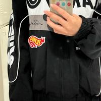 STAYREAL的899元赛车服集中到货，全网都在问"留还是退"：翻完上百条试穿帖，颜色、尺码、缩水和底价线一次说清