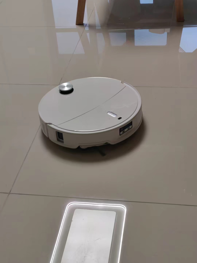 扫拖一体机