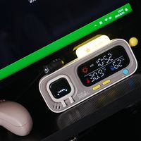 打工人桌面新宠，会“皱眉”提醒喝水的MOOD A 复古温湿度挂件