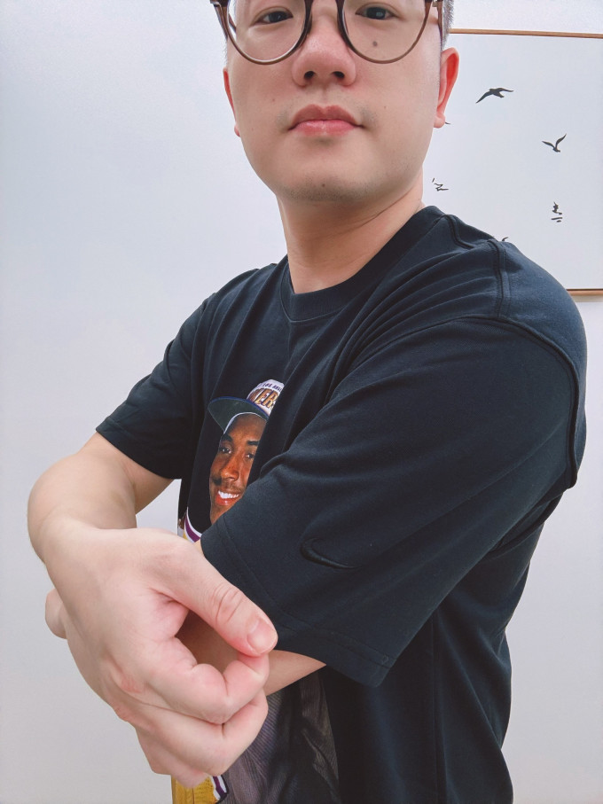 耐克运动T恤