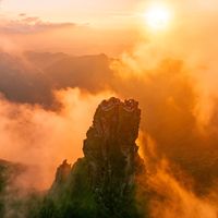 华山、太行、青海高原同日“开海”：4个确认，把“云海豪赌”变成有胜率的决策