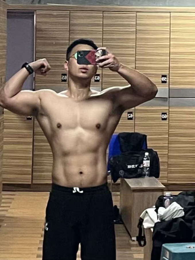 杜威克健腹轮