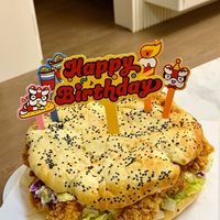 没翻车！爽吃塔斯汀生日汉堡！！