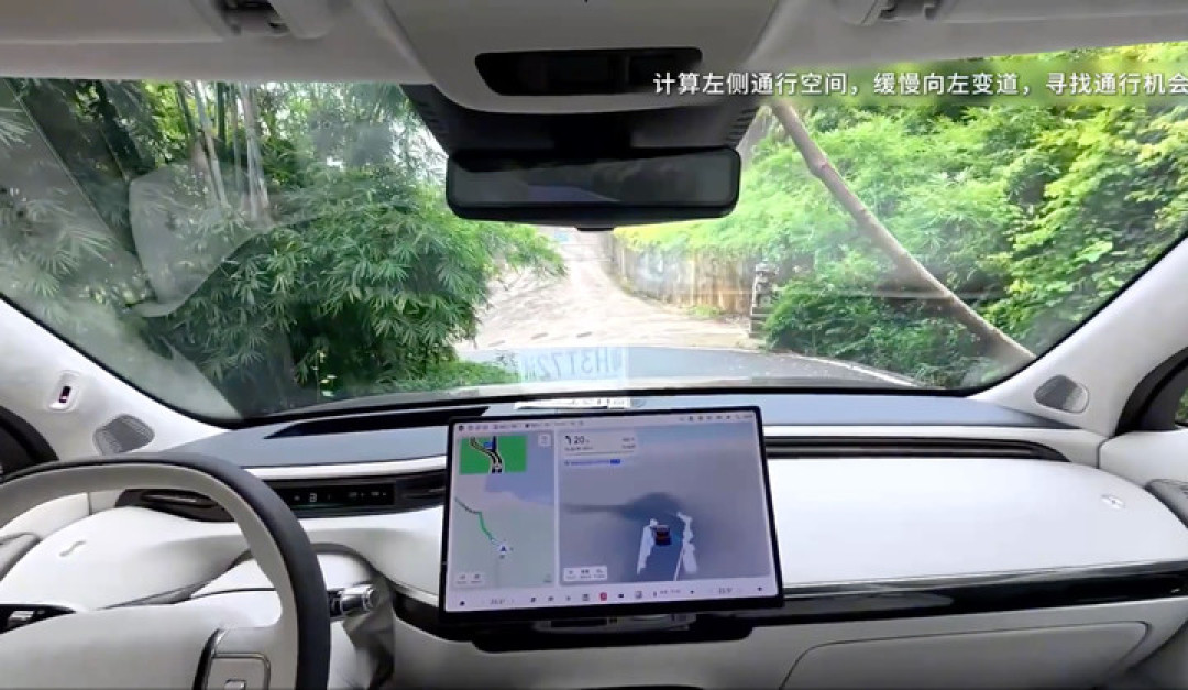 小鹏新版 VLA 9 月实装:记住过去 30 秒,预判未来 6 秒,开始在「时间里」开车