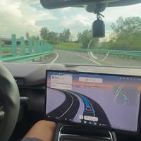 小鹏VLA 2.0实测：城市通勤表现四星半，这些坑要提前知道