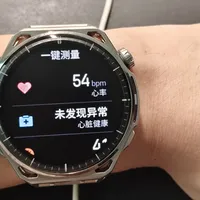 跃我的手表，为什么总在"过保"前后出问题？翻完全网四年的真实吐槽帖，我整理了一份买前自保清单