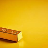 金价冲上4600美元，买金饰投资为何还是亏，三类工具才能跟涨