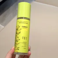「别用芦荟胶」2400赞,又有人教「刷酸打底」:晒后修护的顺序和该花的钱,一张时间表讲清