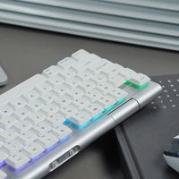 Mac mini不送键盘，Cherry想卖你1499元：翻完这周的评测，该买的就3类人