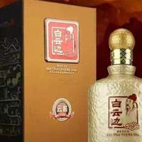 河南、广东的酒桌开始倒白云边了：第一次遇到，这篇把选档位、查价格和避假酒一次说清
