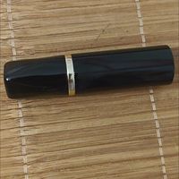 送女友化妆品需规避色号误区