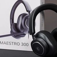 微星MAESTRO 300轻量化游戏耳机体验：佩戴舒适，适配多平台使用需求