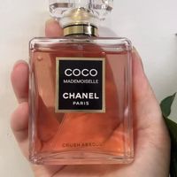 这瓶香奈儿可可小姐心动香水，我爱恨交织