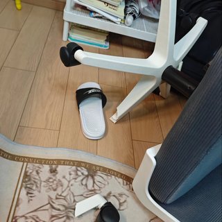 1499的网易严选椅被曝坐断，一百多的杂牌椅一分钟断靠背：买低价工学椅前，先验这4个保命部件