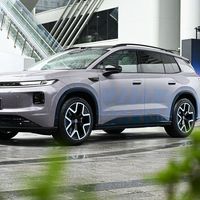 大众终于听劝了：4.8米纯电SUV预售13.59万起，但交定金前先弄明白这三件事