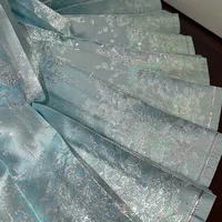 马面裙裙门的花没居中，不是翻车：中式图案落地成衣的六档工艺与一张对花账本