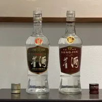 家里翻出两箱老董酒，15条评论12条回收商：版本和品相看完，再决定喝、卖还是留