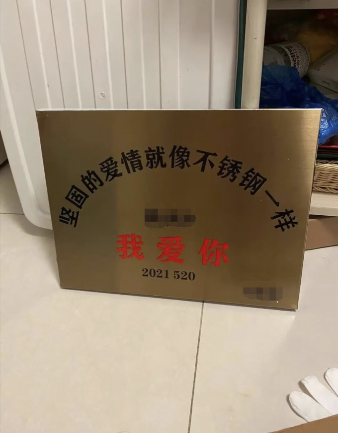 眼部彩妆