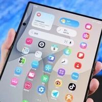 三星Galaxy Z Fold8上手：除了好看，也足够用心