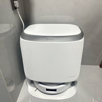 云鲸J6水箱版使用半月真实感受!头发没缠绕,拖布干净