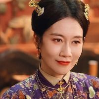 追剧花开锦绣：逆境中的双向救赎