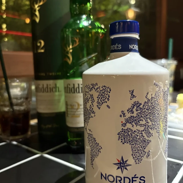第二瓶金酒买什么？全网评论区统计：猴王47提了17次，最炒作的竟是夏至