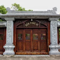 王勃26岁写完《滕王阁序》，第二年就溺亡了：他的墓其实在越南，至今还有人供奉