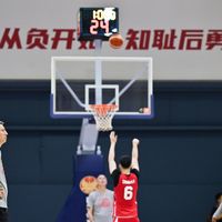 8场比赛,3次起伏:黎巴嫩战前夜,盘一盘贺希宁今夏的“手感曲线”