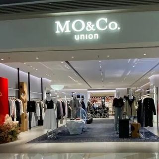 little MO&Co.童装低价入手攻略：商场专柜4折起、奥莱3折起，四条渠道的风险一次说清